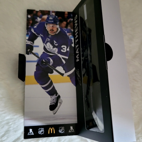 NHL Star Sticks 2025-2026 Black Box - Picture 3 of 5